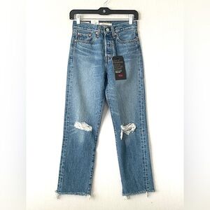 Levi's Wedgie Straight Jeans in Uncovered Truth Size 24
